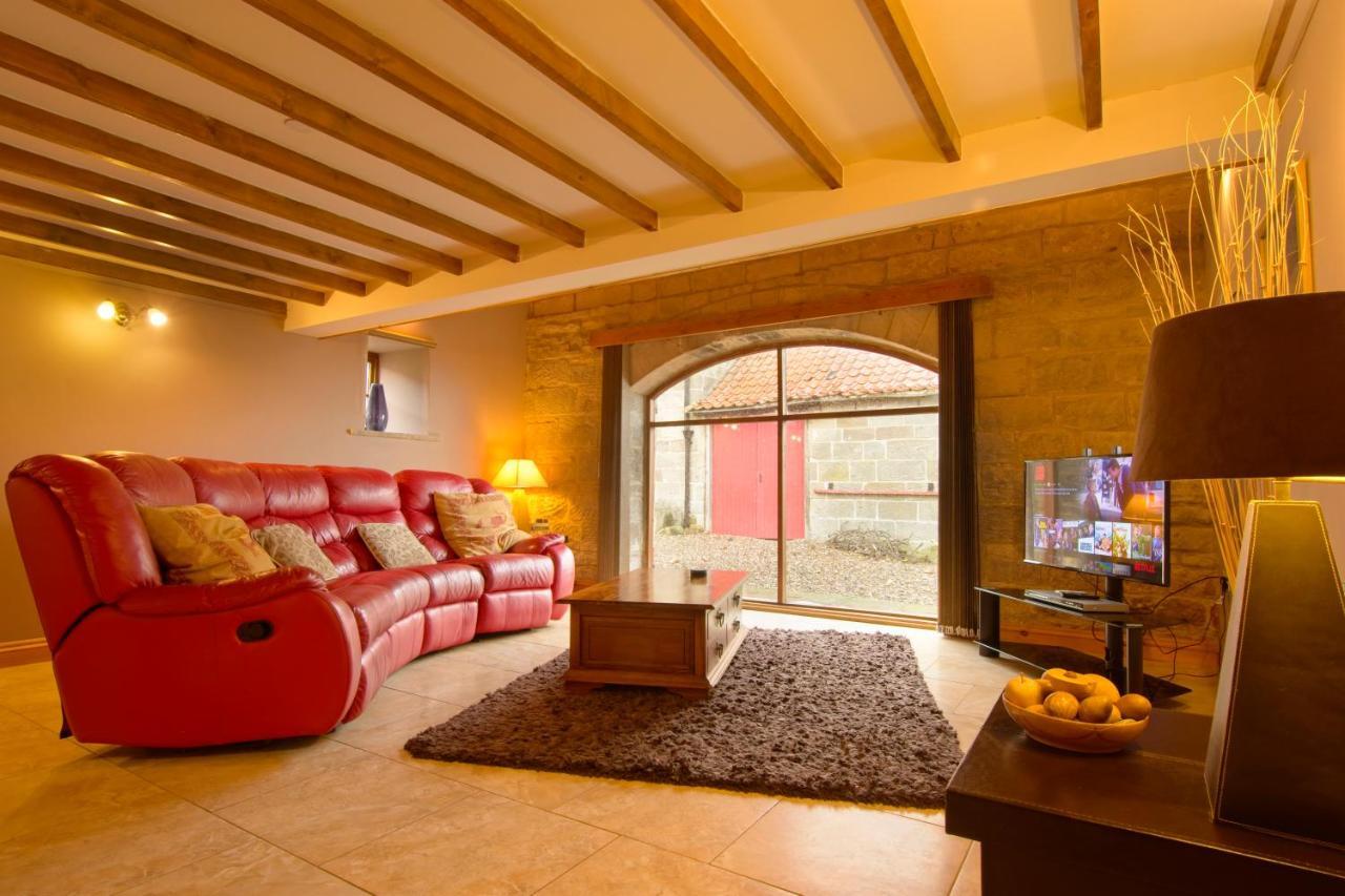 Spangle Cottage, Borrowby Farm Cottages สเตทส์ ภายนอก รูปภาพ