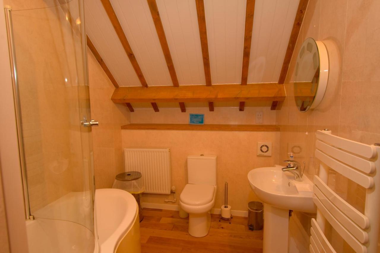 Spangle Cottage, Borrowby Farm Cottages สเตทส์ ภายนอก รูปภาพ